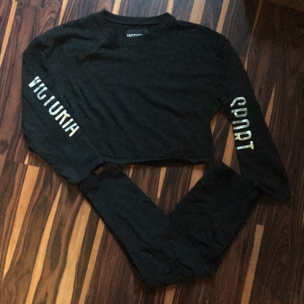 NWOT VS Sport crop sweater and cotton leggings